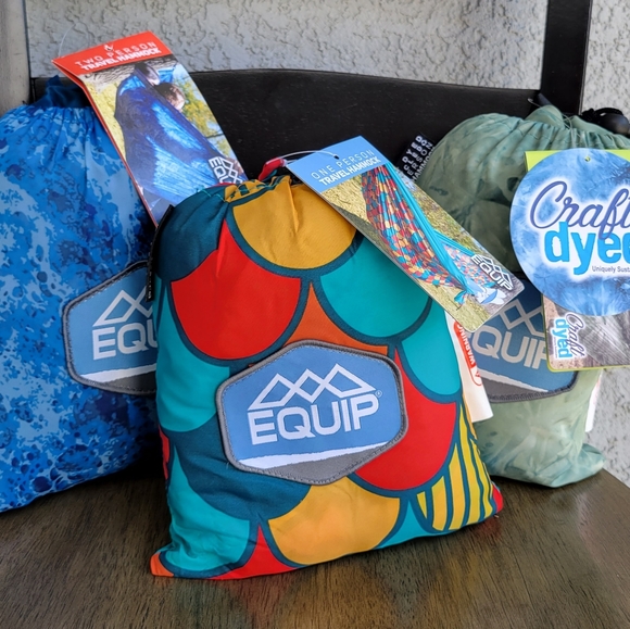 NEW EQUIP Tree Hammock, Blue, open size: 116" L x 59" W - Picture 6 of 8